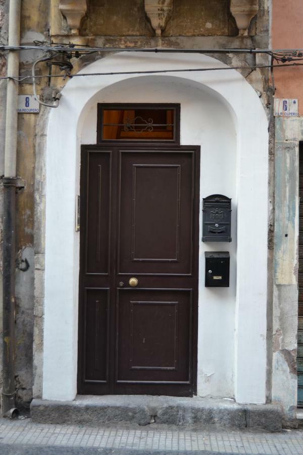 Apartamento Chez Amélie&Jean-Louis Catania Exterior foto